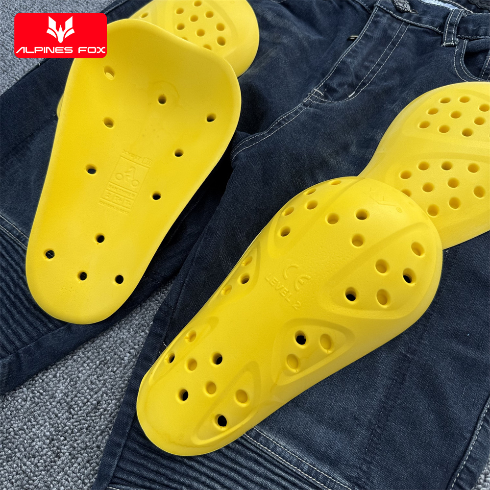 CE Level 2 Approved Knee Pads  - Motorcycle Gear Protection Levels 评论和价格